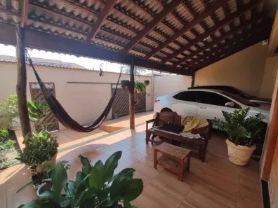 Casa com 3 Quartos à venda, 220m² no Setor Morada do Sol, Goiânia