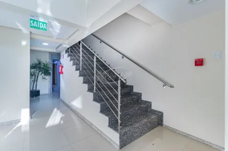 Sala Comercial para alugar, 120m² no Jardim Itu, Porto Alegre