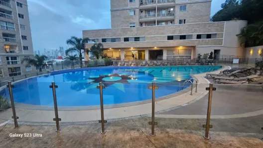 Apartamento com 2 Quartos para alugar, 85m² no Tabuleiro, Camboriú
