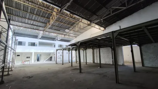 Galpão/Depósito/Armazém para alugar, 450m² no Olaria, Rio de Janeiro