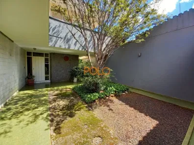 Casa com 4 Quartos para alugar, 542m² no Tabajaras, Uberlândia