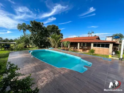 Fazenda/Sítio com 4 Quartos à venda, 250m² no Centro, Formosa
