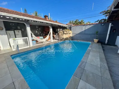 Casa com 3 Quartos à venda, 157m² no Balneário Stella Maris, Peruíbe