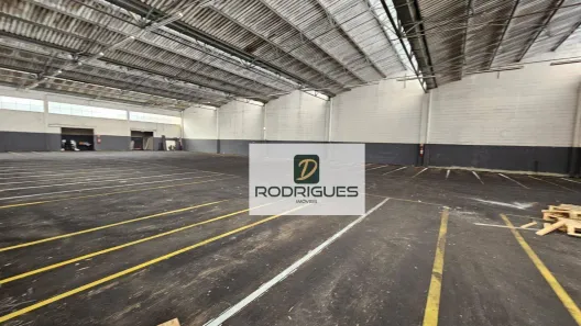 Galpão/Depósito/Armazém para alugar, 3800m² no Jardim Bom Pastor, Santo André