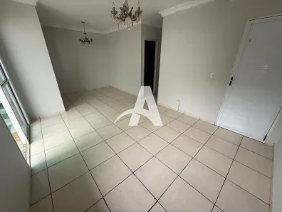 Casa de Condomínio com 2 Quartos para alugar, 75m² no Aclimação, Uberlândia