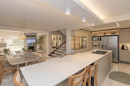 Casa de Condomínio com 4 Quartos à venda, 306m² no Chácara das Pedras, Porto Alegre