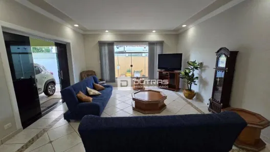 Casa com 3 Quartos à venda, 214m² no São Dimas, Piracicaba