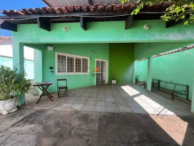 Casa com 3 Quartos à venda, 194m² no Plano Diretor Sul, Palmas