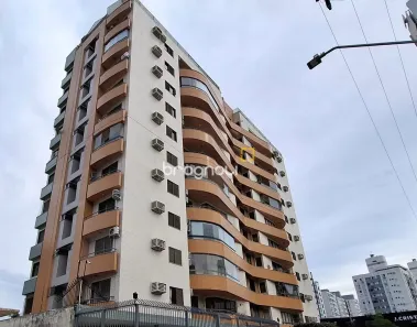 Apartamento com 3 Quartos à venda, 110m² no Centro, Florianópolis
