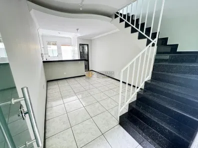 Casa com 2 Quartos para alugar, 60m² no Copacabana, Belo Horizonte