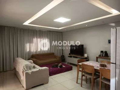 Casa com 3 Quartos à venda, 160m² no Granada, Uberlândia