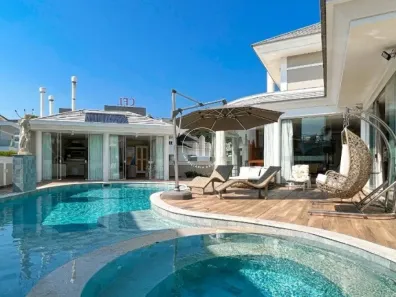 Casa com 5 Quartos à venda, 1200m² no Jurerê Internacional, Florianópolis