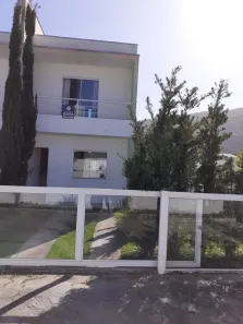 Sobrado com 2 Quartos à venda, 182m² no São João do Rio Vermelho, Florianópolis