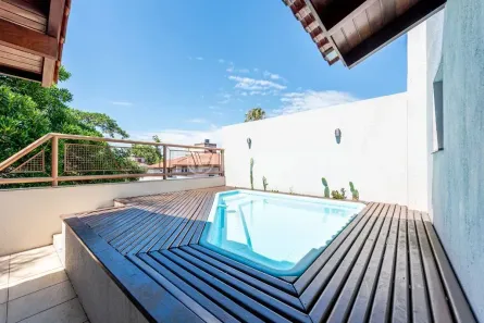 Casa de Condomínio com 4 Quartos à venda, 340m² no Jardim Isabel, Porto Alegre