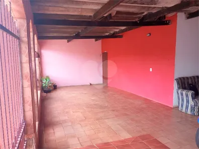 Casa com 3 Quartos à venda, 200m² no Vila Regina, Itapetininga