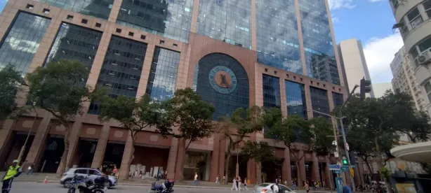 Sala Comercial para alugar, 300m² no Centro, Rio de Janeiro