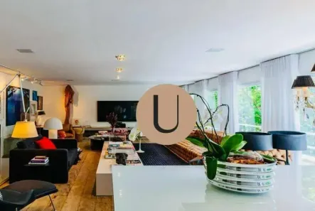 Casa com 3 Quartos para alugar, 340m² no Jardim das Bandeiras, São Paulo