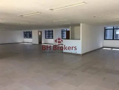 Imóvel Comercial para alugar, 330m² no Estoril, Belo Horizonte