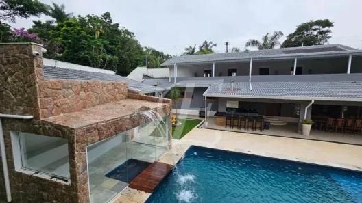 Casa de Condomínio com 6 Quartos à venda, 664m² no Jardim Marilu, Carapicuíba