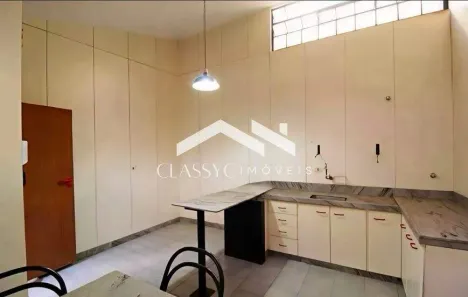 Casa com 4 Quartos para alugar, 300m² no Jardim Karaíba, Uberlândia