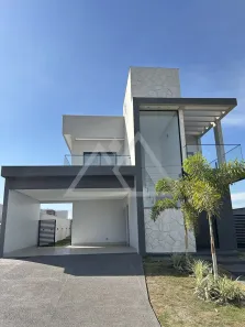 Sobrado com 4 Quartos à venda, 223m² no Jardins Nápoles, Senador Canedo
