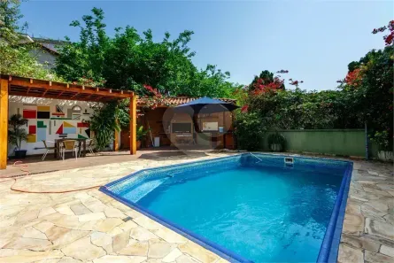Sobrado com 3 Quartos à venda, 378m² no Vila Romana, São Paulo