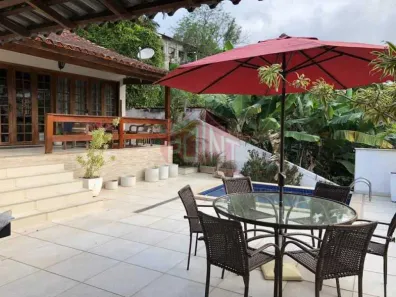 Casa com 4 Quartos à venda, 270m² no Vila Progresso, Niterói