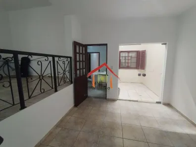 Casa com 3 Quartos para alugar, 240m² no Jardim Florestal, Jundiaí