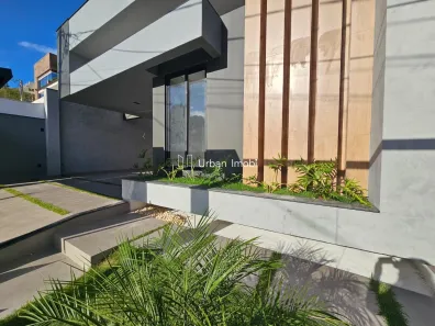 Casa com 3 Quartos à venda, 355m² no Jardim Amália, Volta Redonda