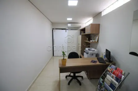 Sala Comercial para alugar, 48m² no Conjunto Habitacional São Deocleciano, São José do Rio Preto