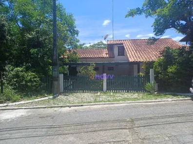 Casa de Condomínio com 3 Quartos à venda, 210m² no Badu, Niterói