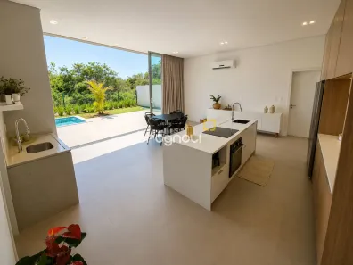 Casa de Condomínio com 3 Quartos à venda, 279m² no Canasvieiras, Florianópolis