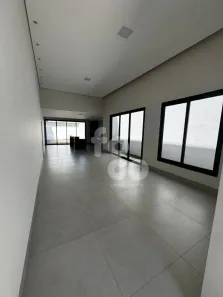 Casa de Condomínio com 3 Quartos à venda, 180m² no Novo Mundo, Uberlândia