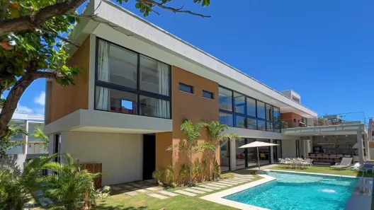 Casa com 5 Quartos à venda, 360m² no Guarajuba (Monte Gordo), Camaçari