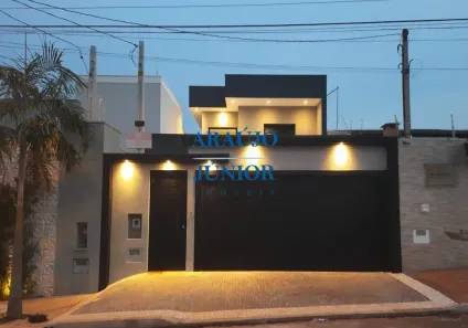 Sobrado com 3 Quartos à venda, 186m² no Jardim Amélia, Americana