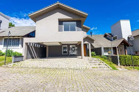 Casa com 3 Quartos à venda, 230m² no Santa Felicidade, Curitiba