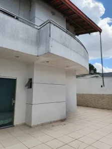 Casa com 4 Quartos para alugar, 360m² no Planalto, Manaus