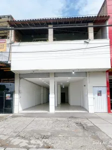 Ponto Comercial para alugar, 200m² no Centro, Camaçari