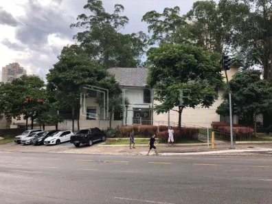 Prédio Comercial para venda ou aluguel, 600m² no Vila Andrade, São Paulo