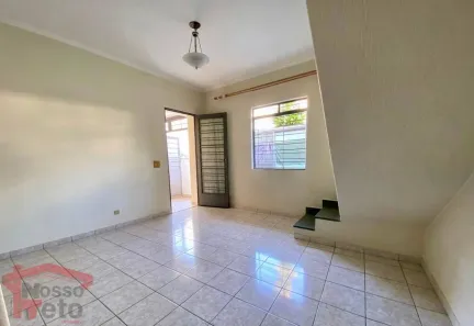 Sobrado com 2 Quartos à venda, 110m² no Parque Maria Domitila, São Paulo