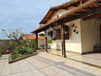 Casa com 3 Quartos à venda, 300m² no Caiçaras, Belo Horizonte