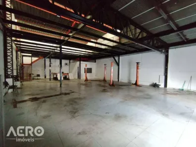 Ponto Comercial para alugar, 560m² no Centro, Bauru