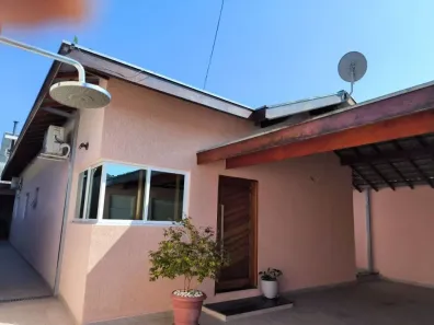 Casa com 3 Quartos à venda, 172m² no Loteamento Villa Branca, Jacareí