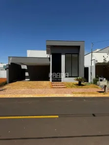 Casa de Condomínio com 3 Quartos à venda, 180m² no Novo Mundo, Uberlândia