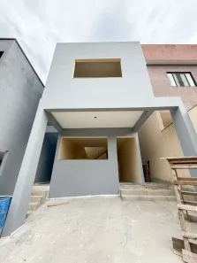 Casa com 3 Quartos à venda, 124m² no Granja dos Cavaleiros, Macaé