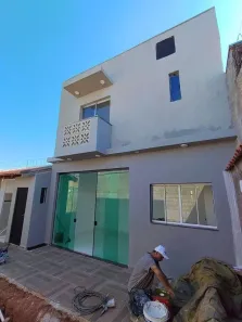 Sobrado com 2 Quartos à venda, 144m² no Centro, Agudos
