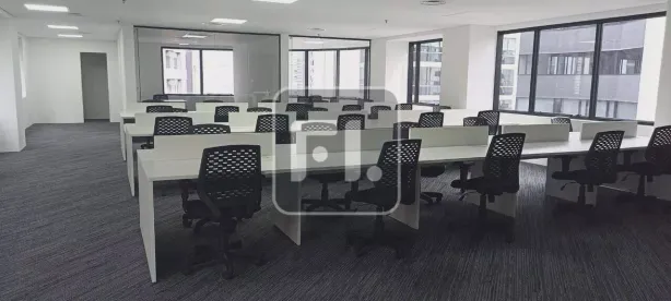 Sala Comercial à venda, 206m² no Jardim das Acácias, São Paulo
