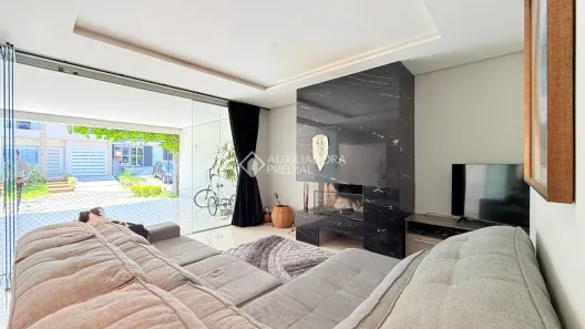 Casa de Condomínio com 3 Quartos à venda, 240m² no Passo das Pedras, Porto Alegre