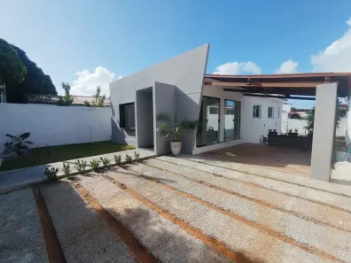 Casa com 3 Quartos à venda, 143m² no Ponta Negra, Natal