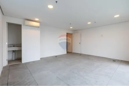Sala Comercial com 1 Quarto à venda, 48m² no Santo Amaro, São Paulo